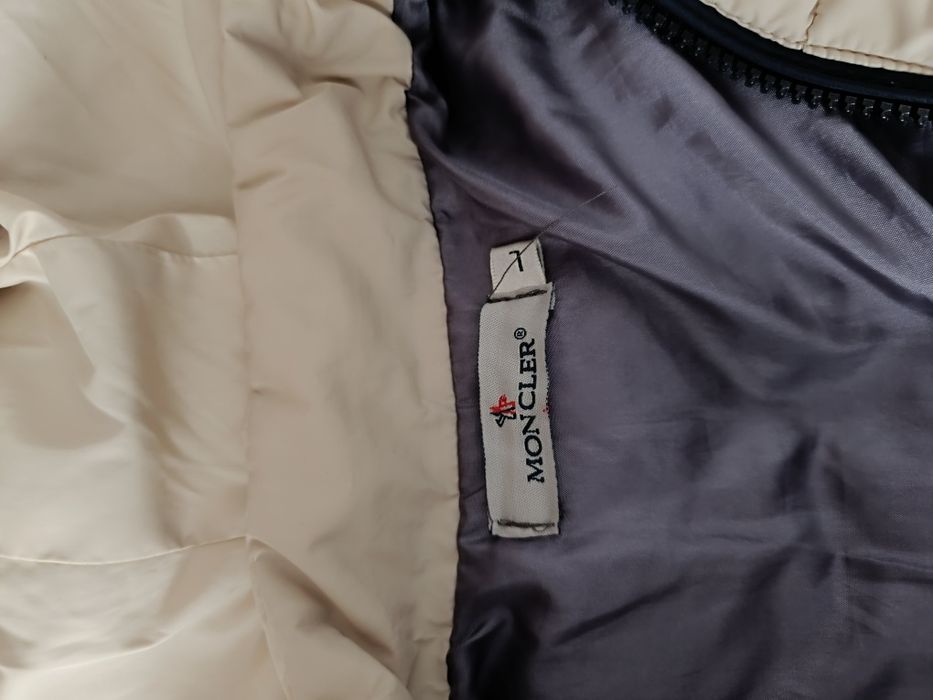 Срочно продам безрукавку детскую