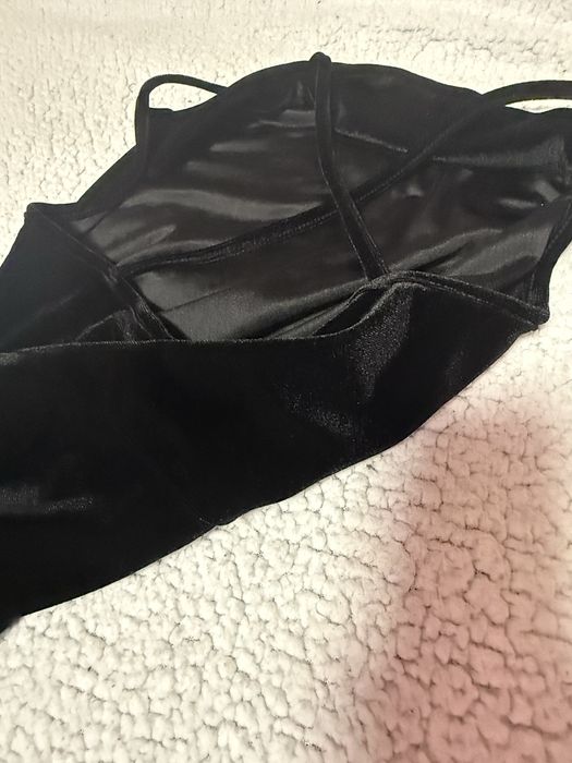 Дамска кадифена рокля