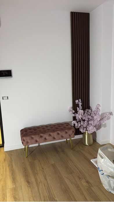 Inchiriere camera in salon