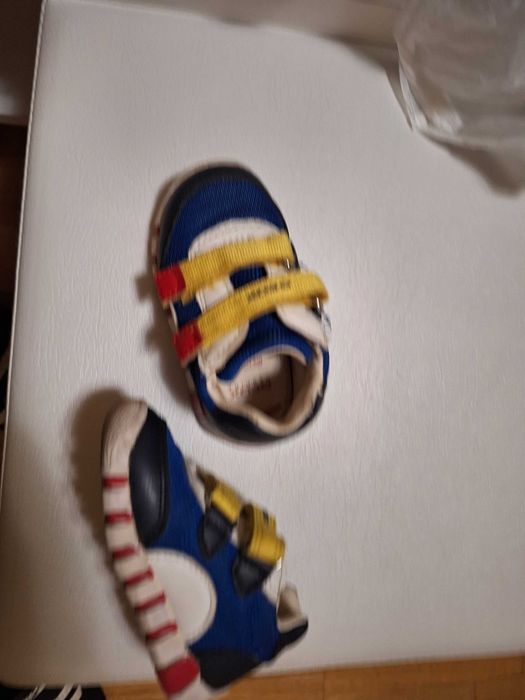 Продавам маратонки Geox размер 20