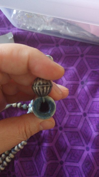 Colier tribal din os sculptat