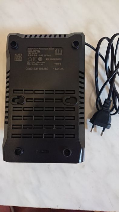 Зарядное устройство Bosch