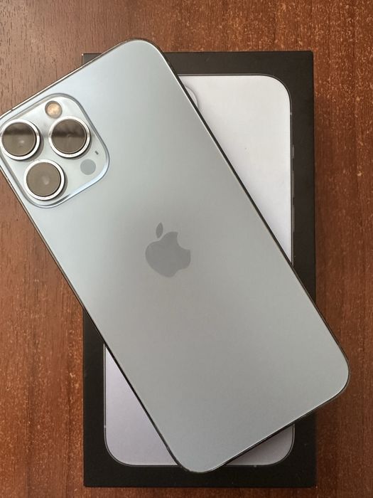 Продам айфон 13 про макс 256гб срочно