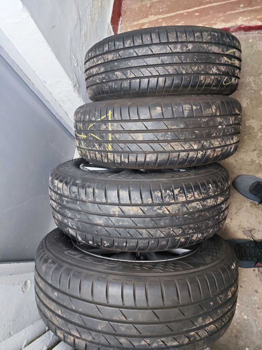 Anvelope vara Kumho Ecsta PS71 92V 205/60R16