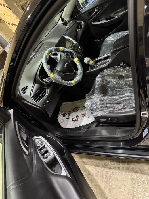 Malibu 2.4 primier qora