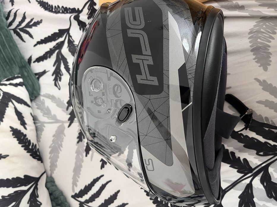 Каска за мотор HJC