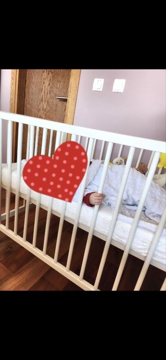 Продавам бебешко креватче IKEA GULLIVER + матрак