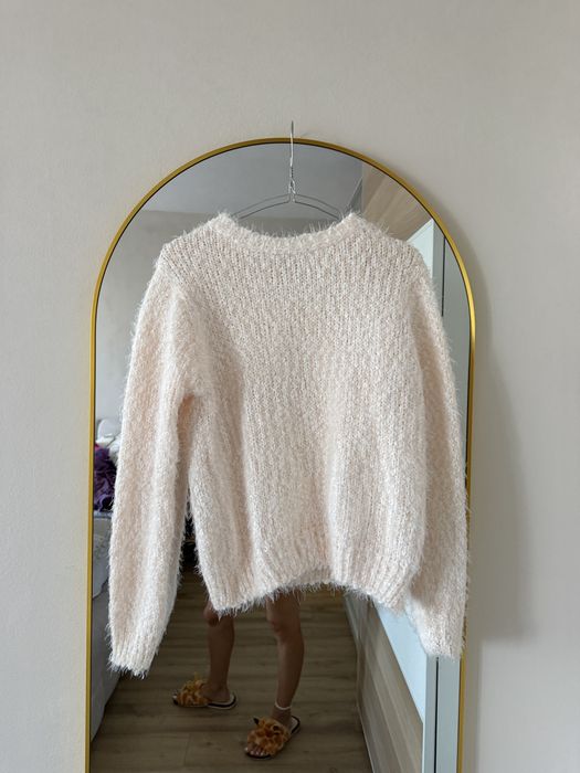 Якета, палта, суичъри Mango, Stradivarius, Bershka, Zara