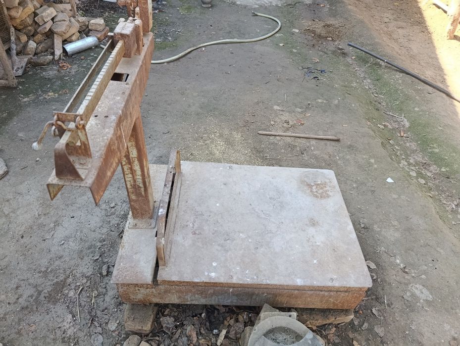 Tarozi sotiladi narxi 1 mln 500 ming