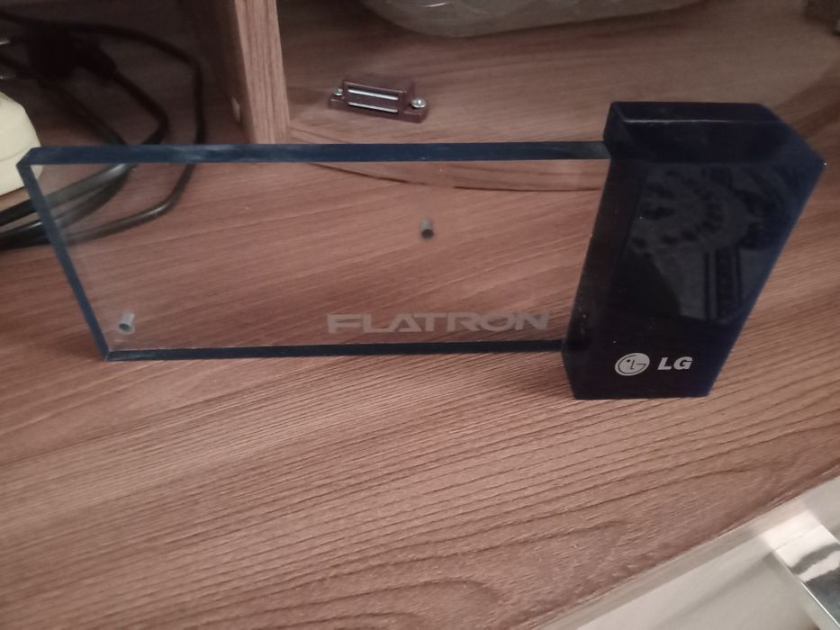 Рекламная планка от"LG".