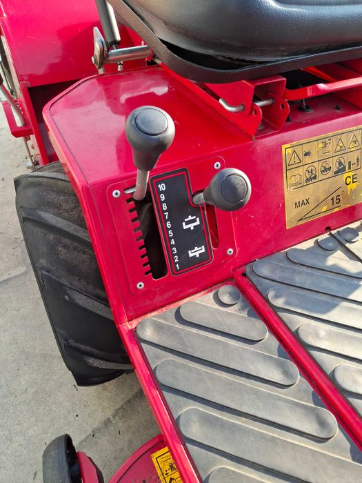 Tракторна косачка ECHO TRAK 16 HP двуцилиндров