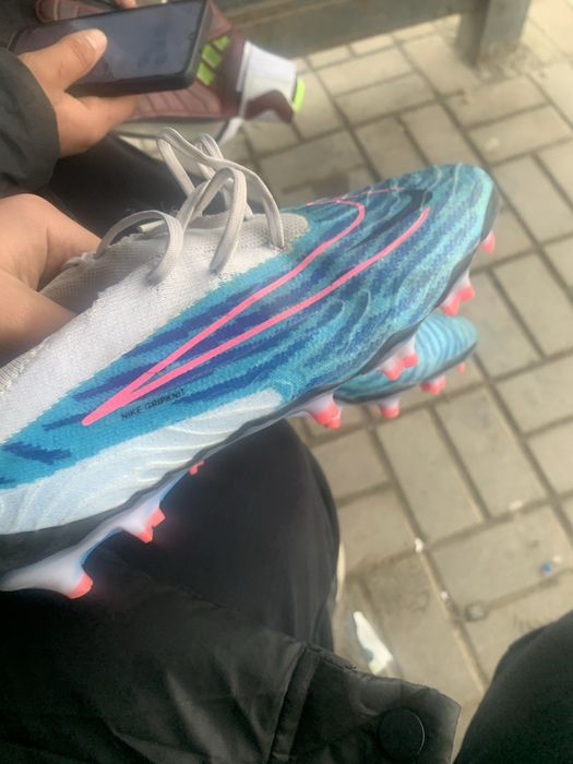 фантом бутсы 40размер срочно