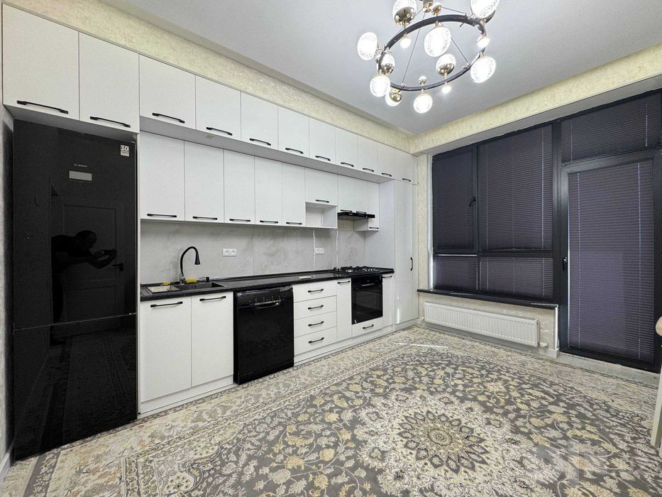 Prestige Gardens Продается 3 ком квартира ремонт ул.Шота Руставели