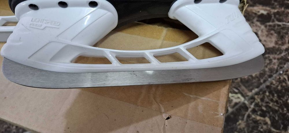 Продаются коньки