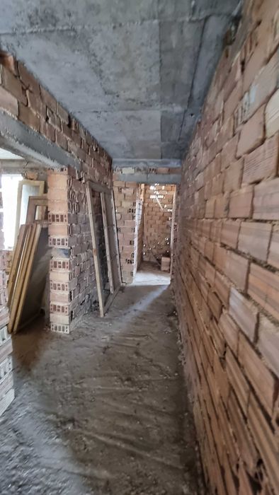 Продава се Етаж от къща в Разград, Житница - 136 кв.м за 173 €/кв.м - Снимка #2