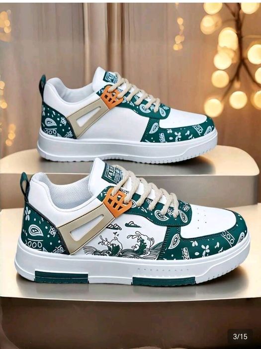 Adidași bărbați noi