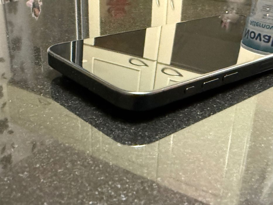 Iphone 15 Pro Max 256 black в гаранция