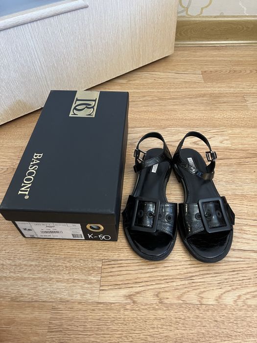 Сандали кожаные Basconi