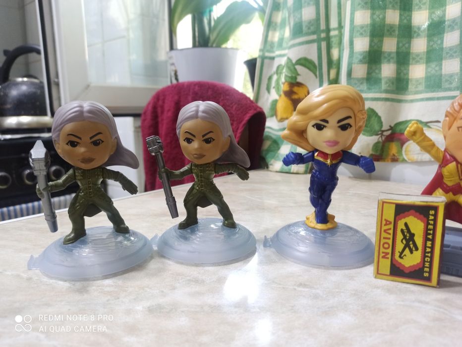 Фигурки Марвелл из Макдональдса.