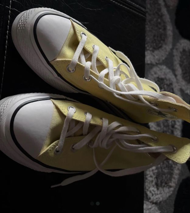 Converse ( pret negociabil)