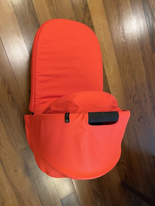 Cybex Mios кош за новородено