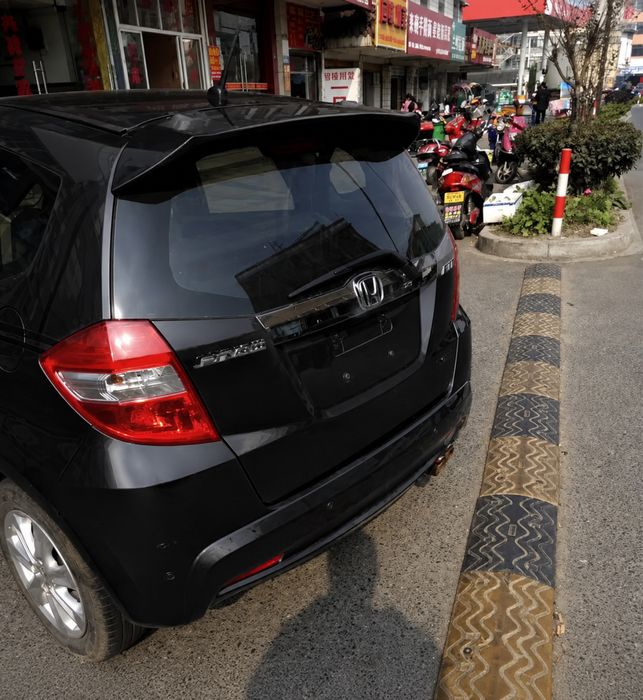 Спойлер Honda Jazz 2008-2013