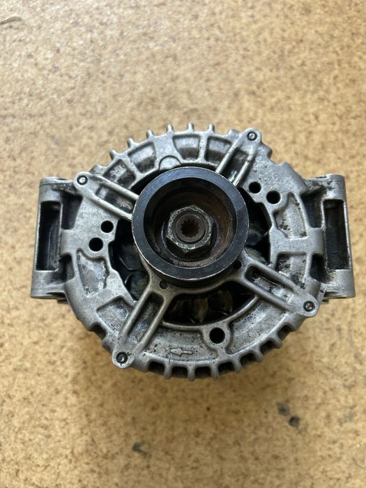 Генератор 180am для мерседеса,ML63-W164 ОРИГИНАЛ