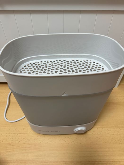 Електрически стерилизатор за шишета Philips