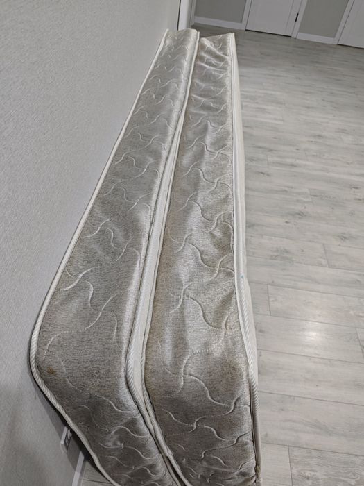 Продам матрас б/у  90 х 200