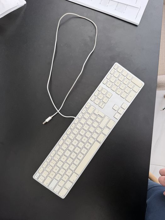 Клавиатура Apple A1243