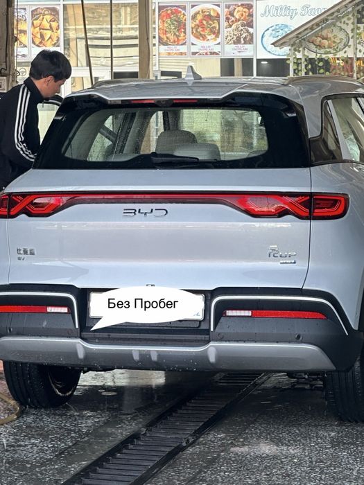 BYD YUAN UP 401km BYD Mega Aksiya