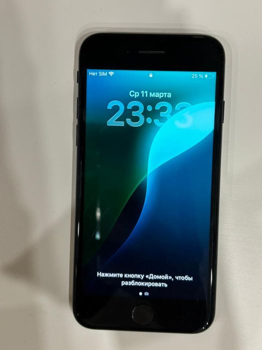 Продам Iphone se (2020). IOS 26.3