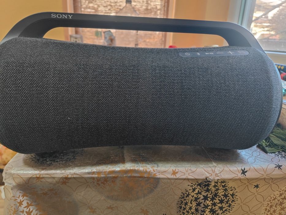 Vând boxa cu Bluetooth Sony XG 500