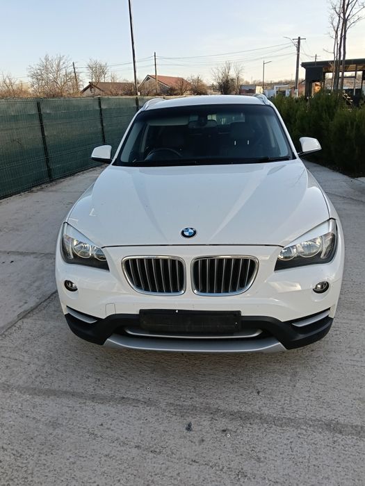 Dezmembrez BMW X1 2.0 diesel 2014