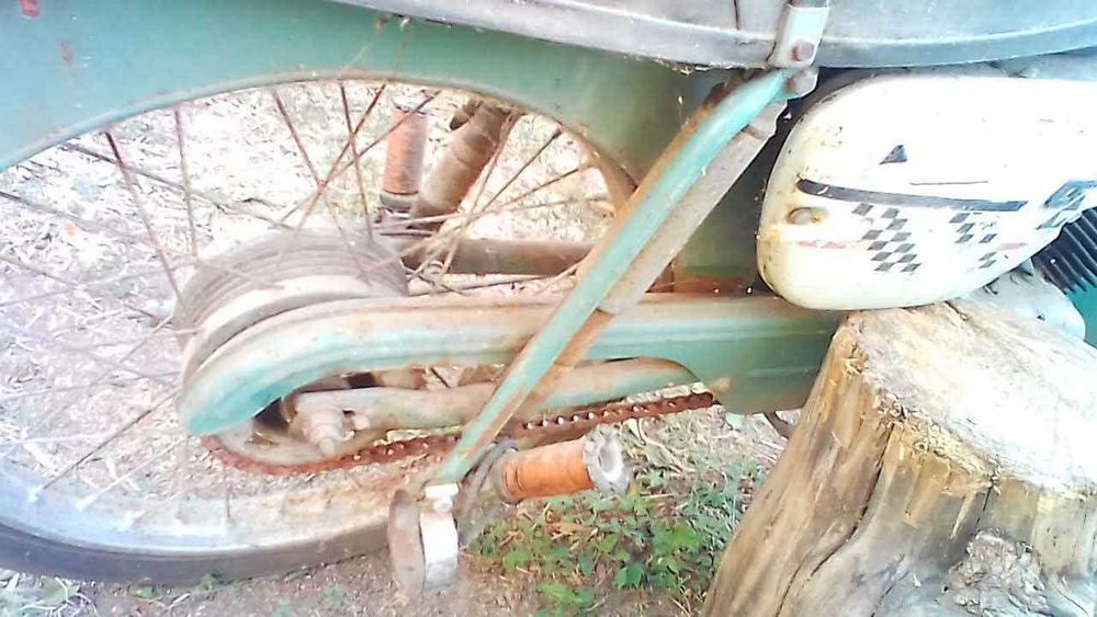 Мотопед "Балкан" (50 куб.см) / за колекция и употреба след лек ремонт