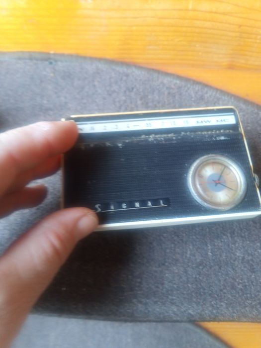 Radio pe portabil vintage