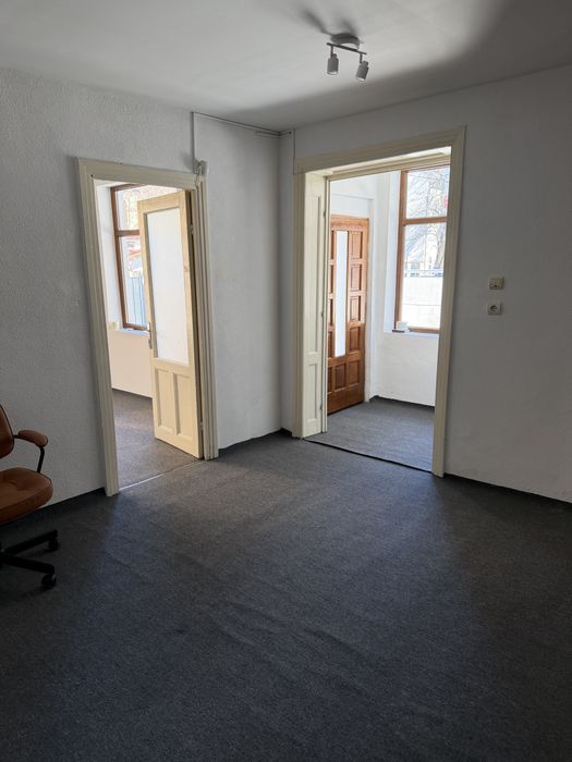 Inchiriez spatiu comercial Piata Domenii