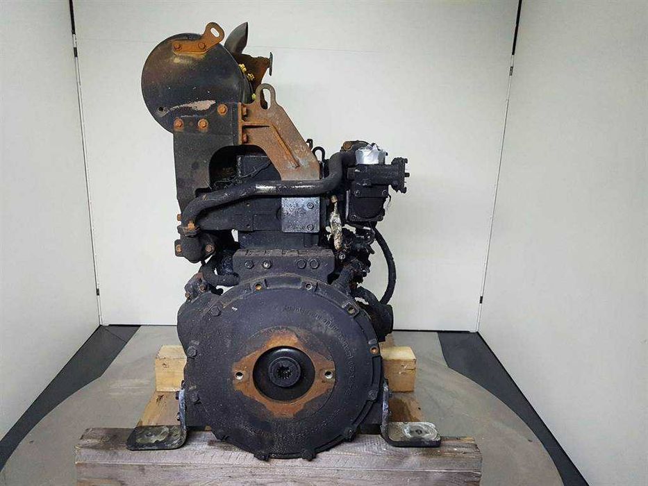 Motor complet Yanmar 4NTV98C-STX - Piese de motor Yanmar