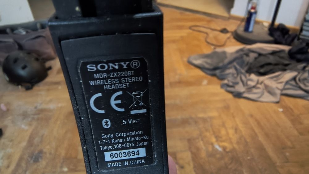 Casti Sony MDR-ZX220BT