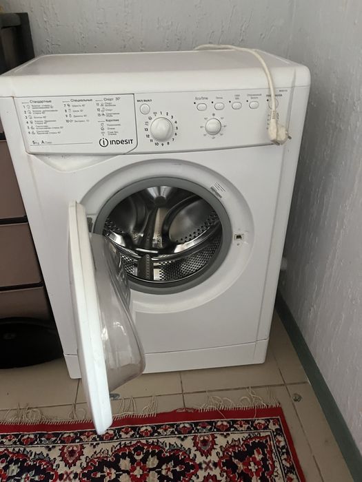 Продам стиральную машину