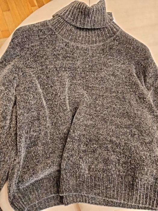 Pulover de dama măr. XL