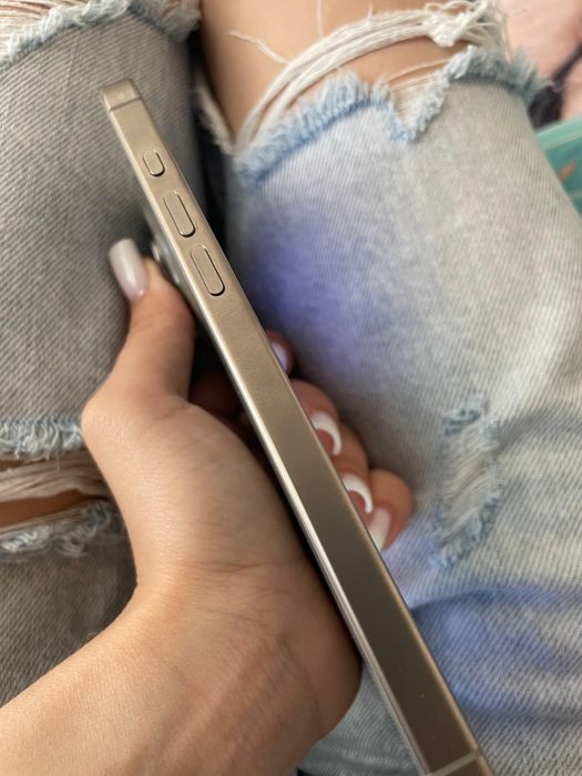 Продам iphone 16 pro max