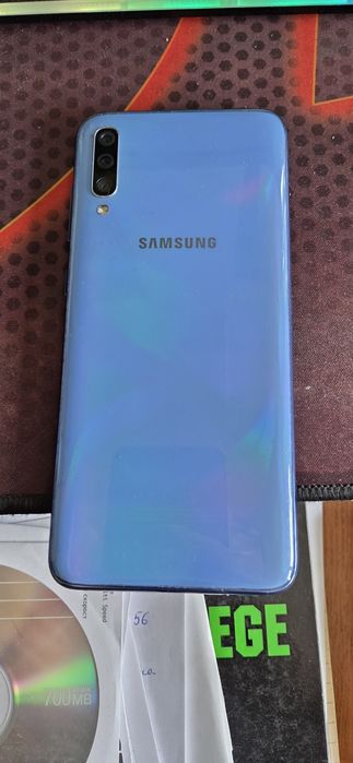 Samsung Galaxy  A70