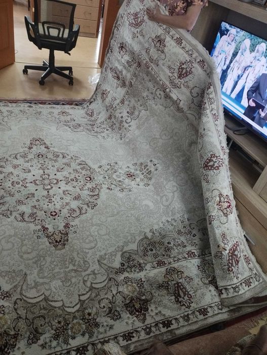 ковер  2.5 м Х 4 м
