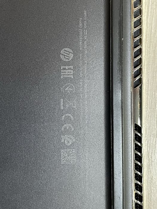 Ноутбук HP Spectre 13-v103ur