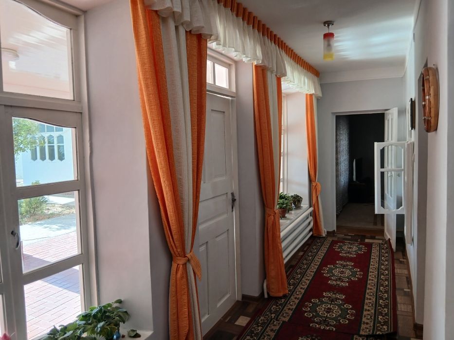 Ховли сотилади, шахар марказидан