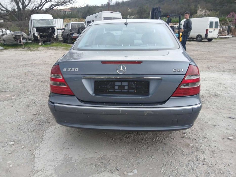 Mercedes E220 2.2 cdi, 2004 г на части
