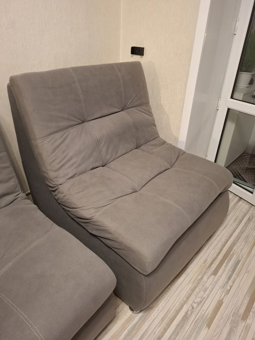 Часть от дивана,с ящиком