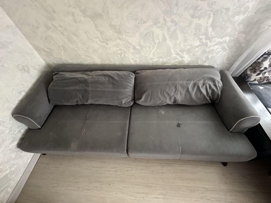 Диван . Заберите бесплатно