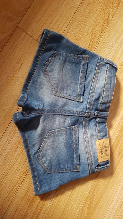 Pantaloni scurți Mango Kids 6 ani(116cm)